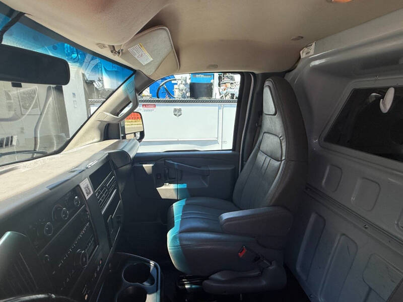 2020 Chevrolet Express 2500