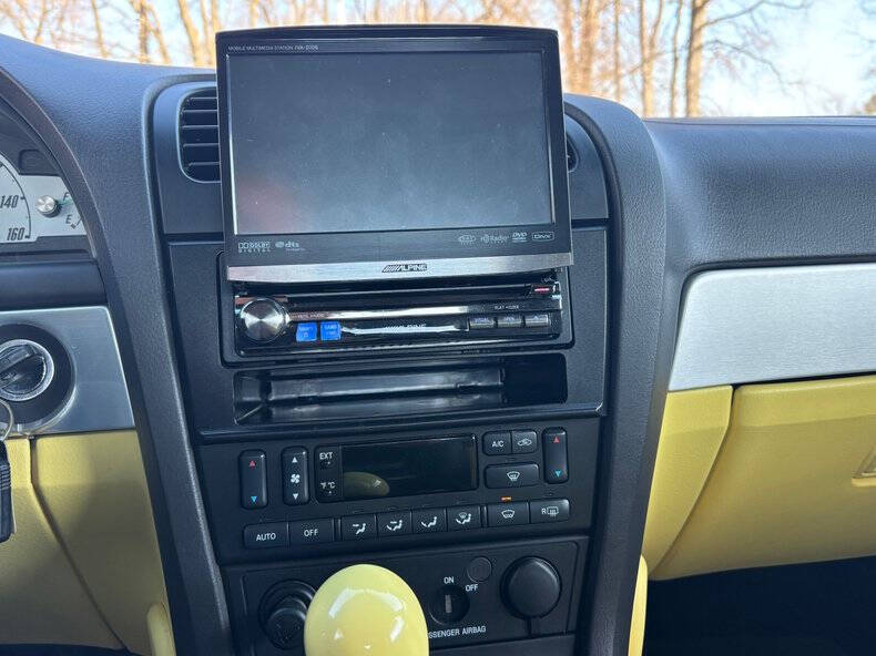 2002 Ford Thunderbird Deluxe