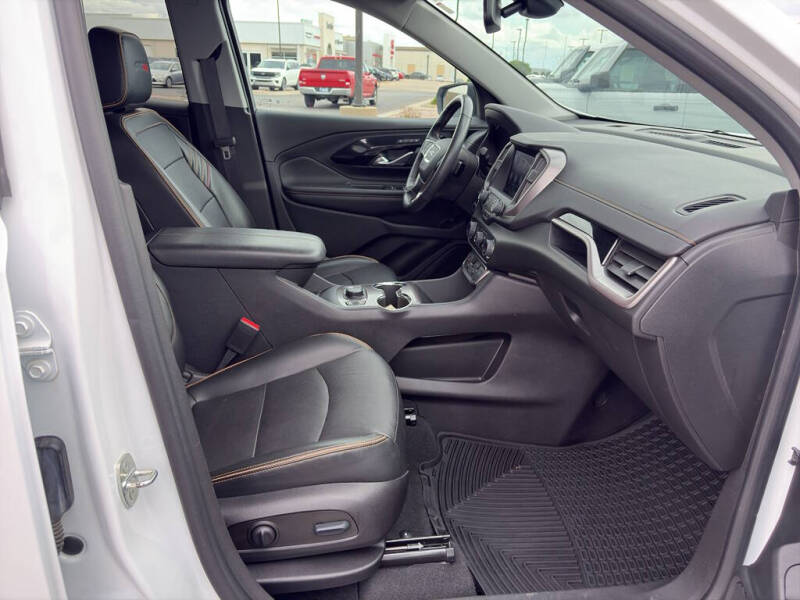 2022 GMC Terrain AT4