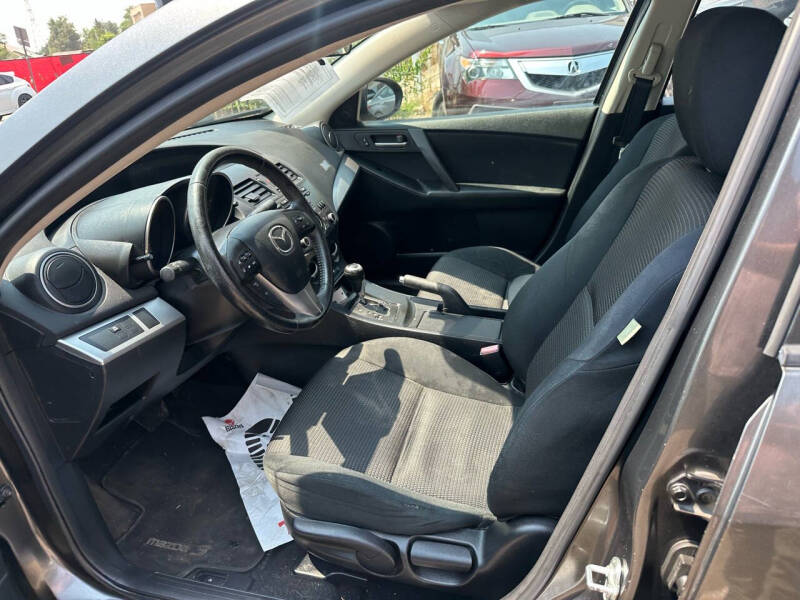 2012 Mazda MAZDA3 i Touring