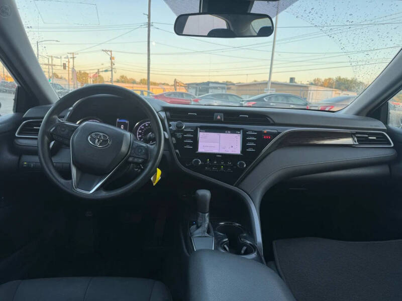 2020 Toyota Camry LE