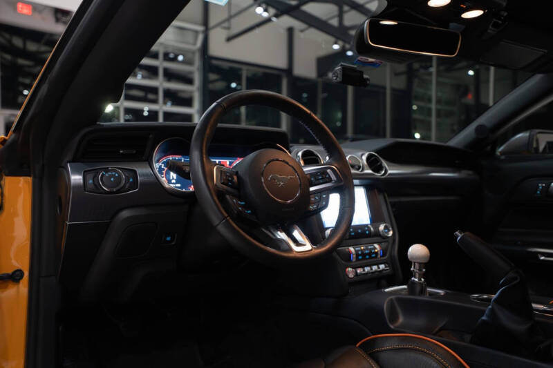2022 Ford Mustang Mach 1