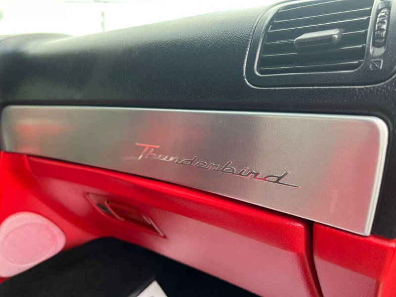 2003 Ford Thunderbird Premium