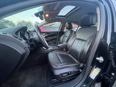 2012 Buick Regal Premium 1