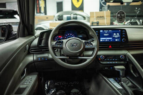 2023 Hyundai Elantra