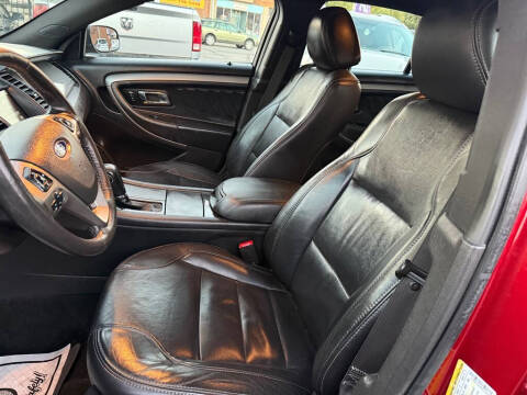 2015 Ford Taurus SEL