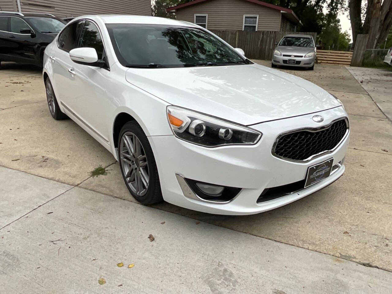 2014 Kia Cadenza for sale at Auto Connection in Waterloo, IA