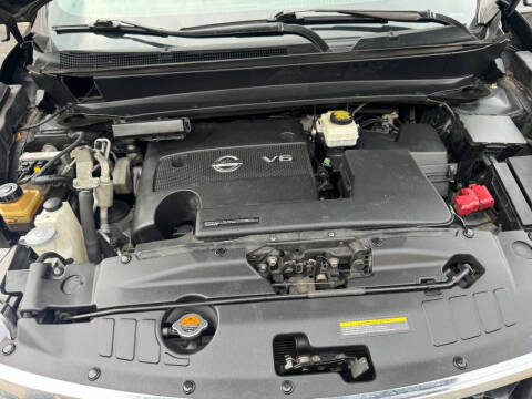 2016 Nissan Pathfinder S