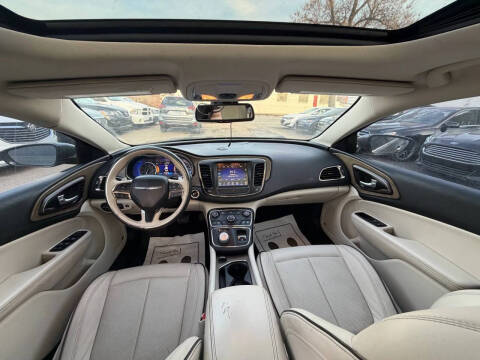 2015 Chrysler 200 C