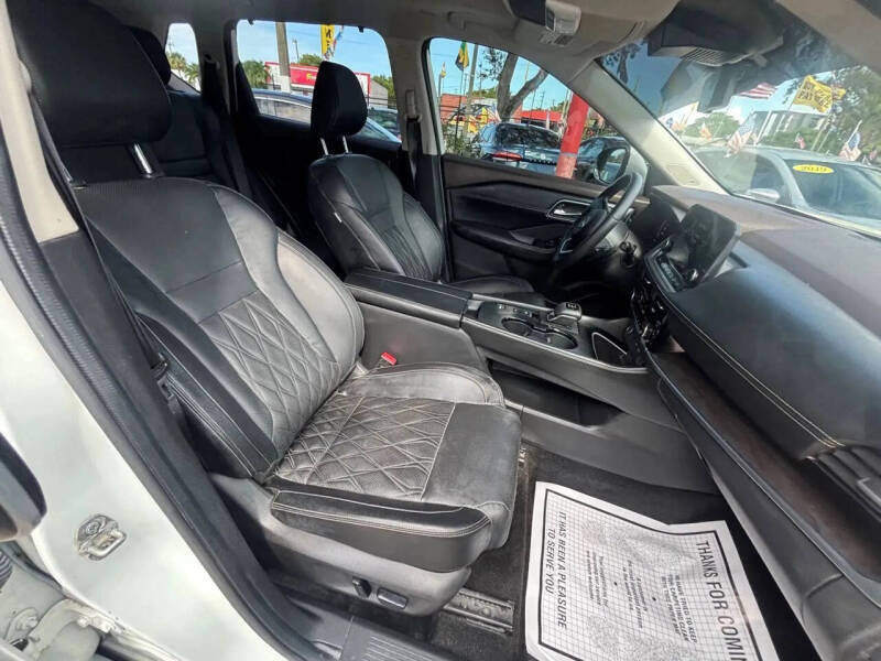 2023 Nissan Rogue Platinum