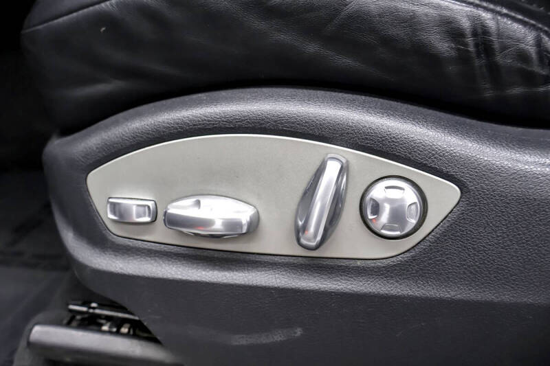 2016 Porsche Cayenne GTS