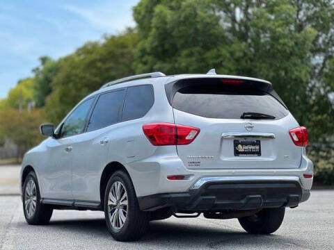 2019 Nissan Pathfinder SV