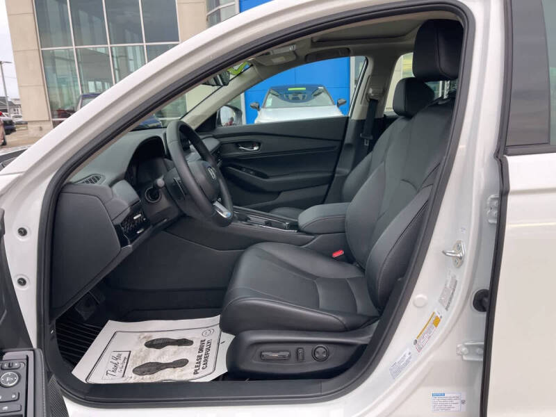 2025 Honda Accord Hybrid Touring