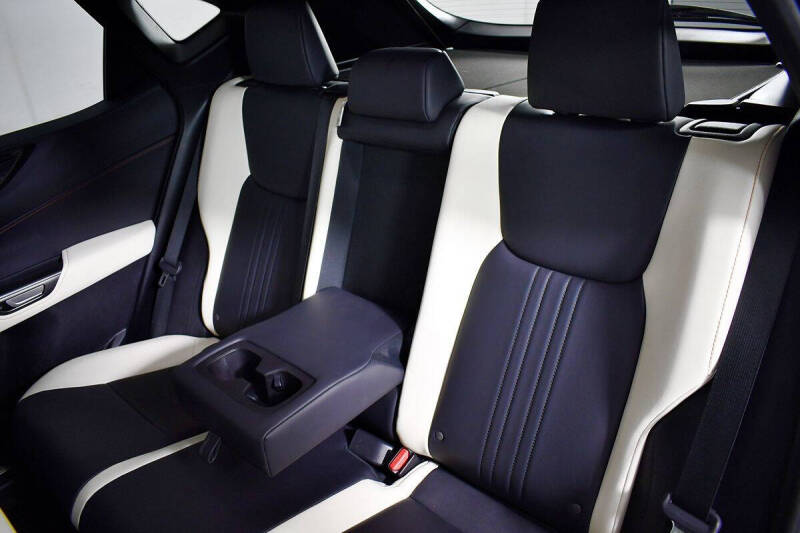 2022 Lexus NX 350h Premium