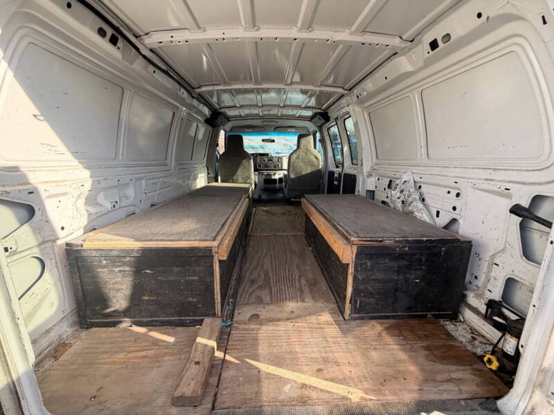 2012 Ford E-Series E-150