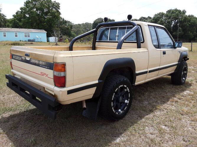 1988 Mitsubishi Mighty Max