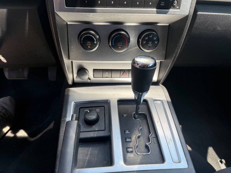 2011 Dodge Nitro Detonator