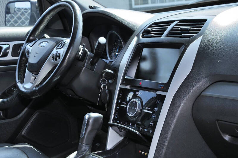 2013 Ford Explorer Sport