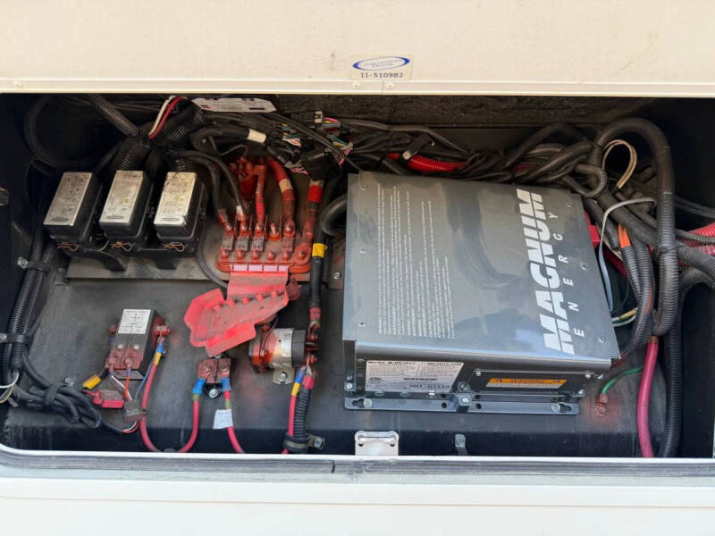 2012 Freightliner XCS Chassis