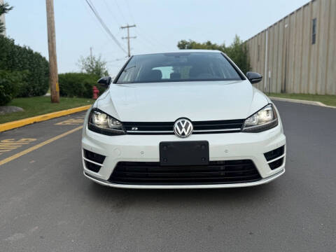 2015 Volkswagen Golf R 4Motion