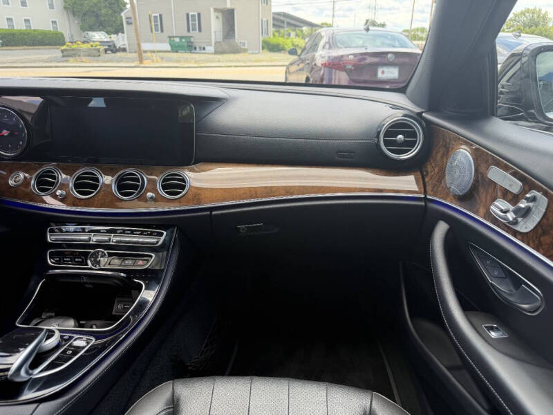 2017 Mercedes-Benz E-Class E 300 4MATIC