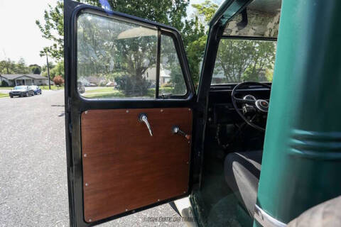 1961 Willys Overland