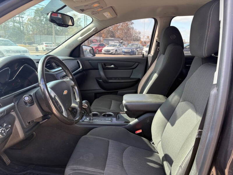 2017 Chevrolet Traverse LT