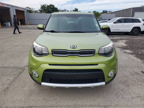 2017 Kia Soul +