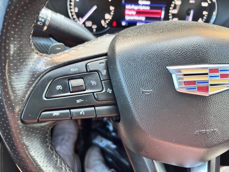 2019 Cadillac XT4 Sport
