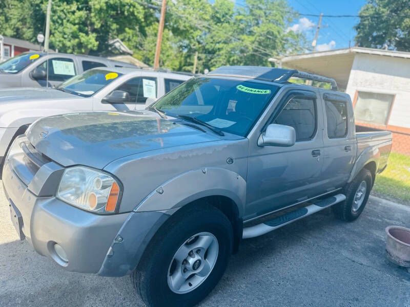 2001 Nissan Frontier XE photo 3