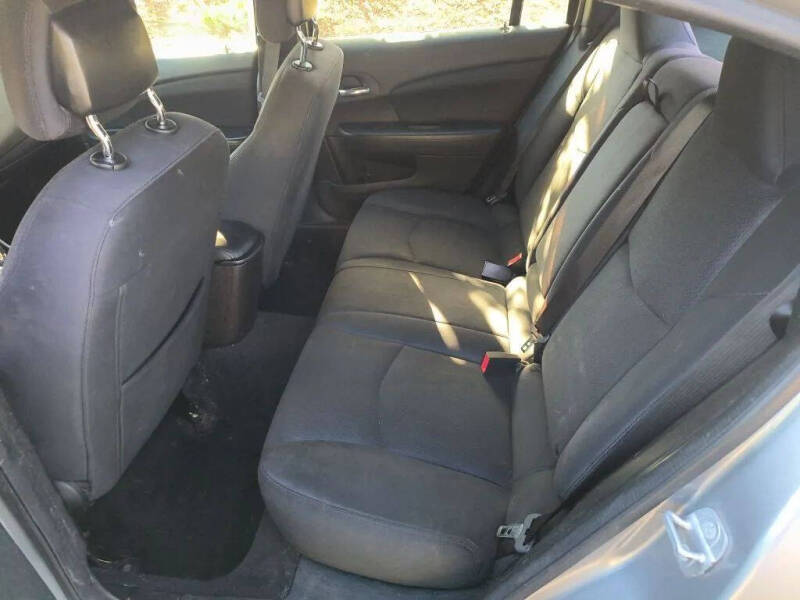 2014 Chrysler 200 LX