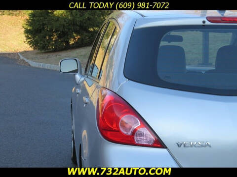 2011 Nissan Versa 1.8 S