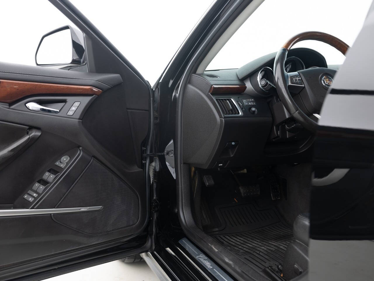 Used Car 2011 Cadillac Cts  3.0l Luxury Awd 4dr Sedan For Sale Under $10,000 In Coal City, Illinois