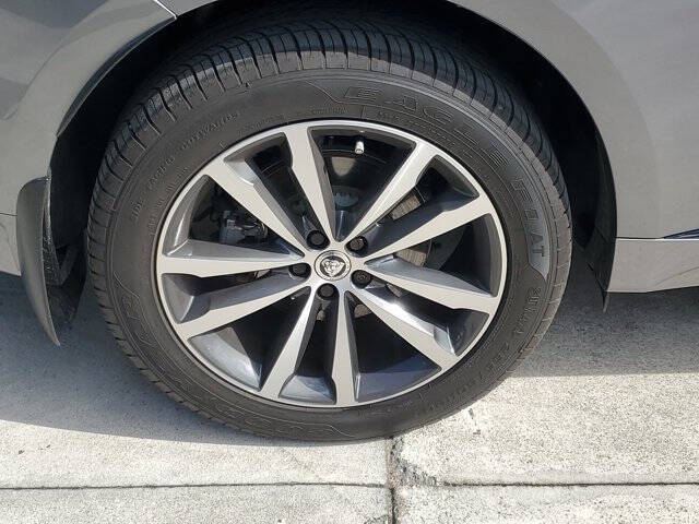 2024 Jaguar F-PACE P250 R-Dynamic S