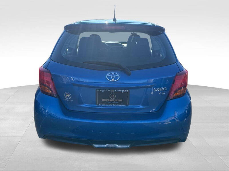 2016 Toyota Yaris 3-Door LE
