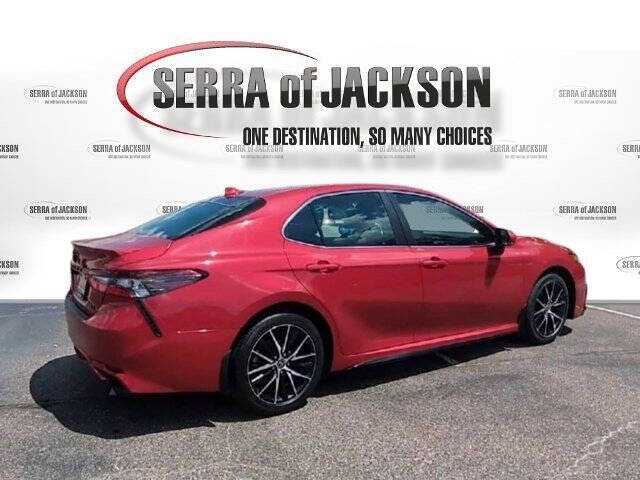 2023 Toyota Camry SE