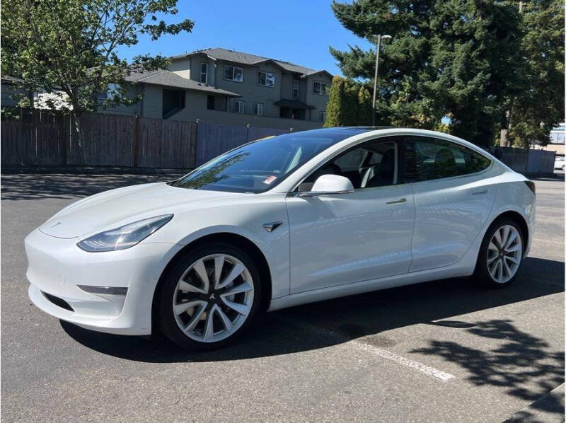 2020 Tesla Model 3