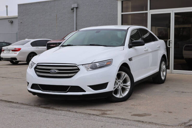2017 Ford Taurus SE