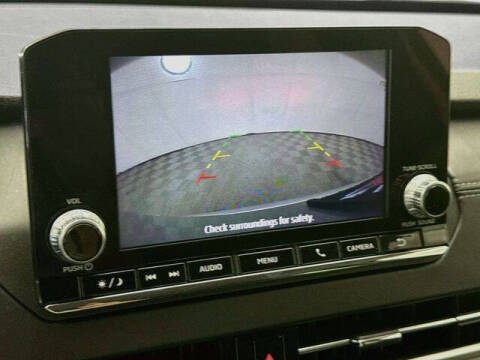 2024 Mitsubishi Outlander ES