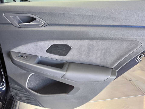 2023 Volkswagen Golf GTI SE