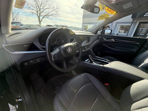 2021 Buick Enclave Essence