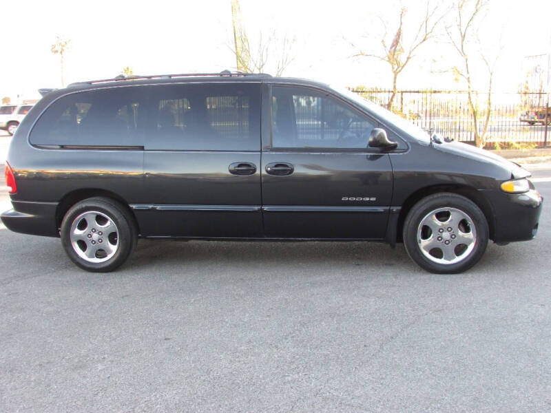 2000 Dodge Grand Caravan ES photo 2