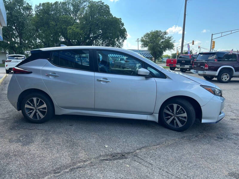 2022 Nissan LEAF S PLUS