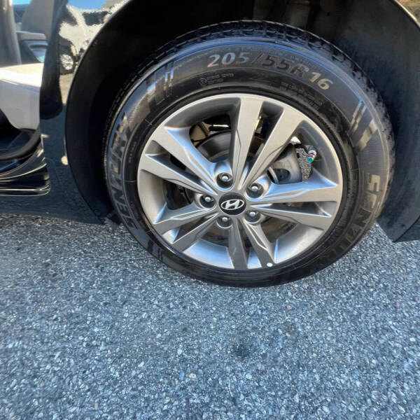 2018 Hyundai Elantra