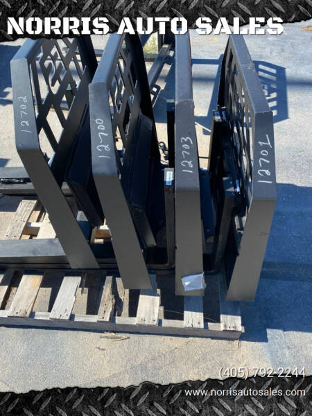 2021 EXPRESS STEEL INC 42" TORO/DINGO PALLET FORK for sale at NORRIS AUTO SALES Implement in Oklahoma City OK
