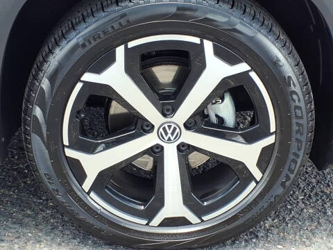 2025 Volkswagen Tiguan SE