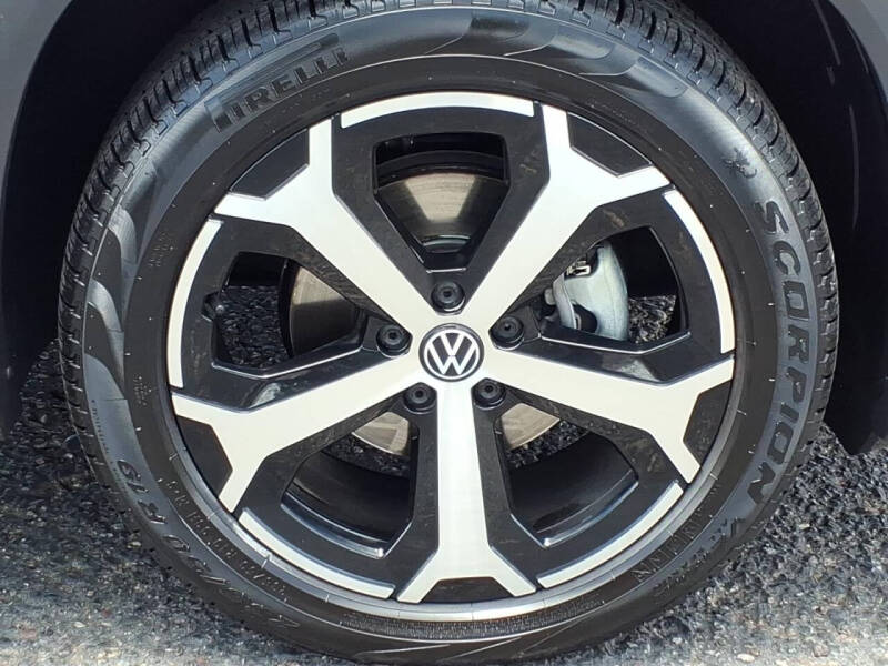 2025 Volkswagen Tiguan SE