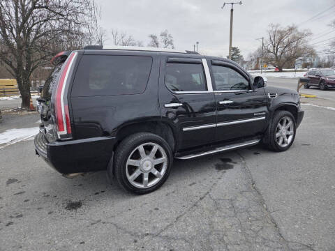 2012 Cadillac Escalade Luxury