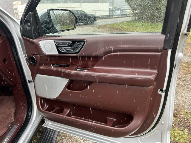 2019 Lincoln Navigator L Black Label