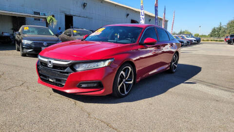 2020 Honda Accord for sale at Martinez Used Cars INC in Livingston CA